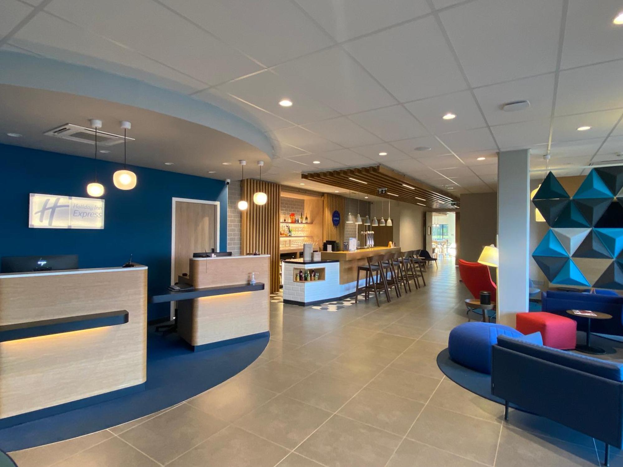 Holiday Inn Express Caen Epron By Ihg 외부 사진