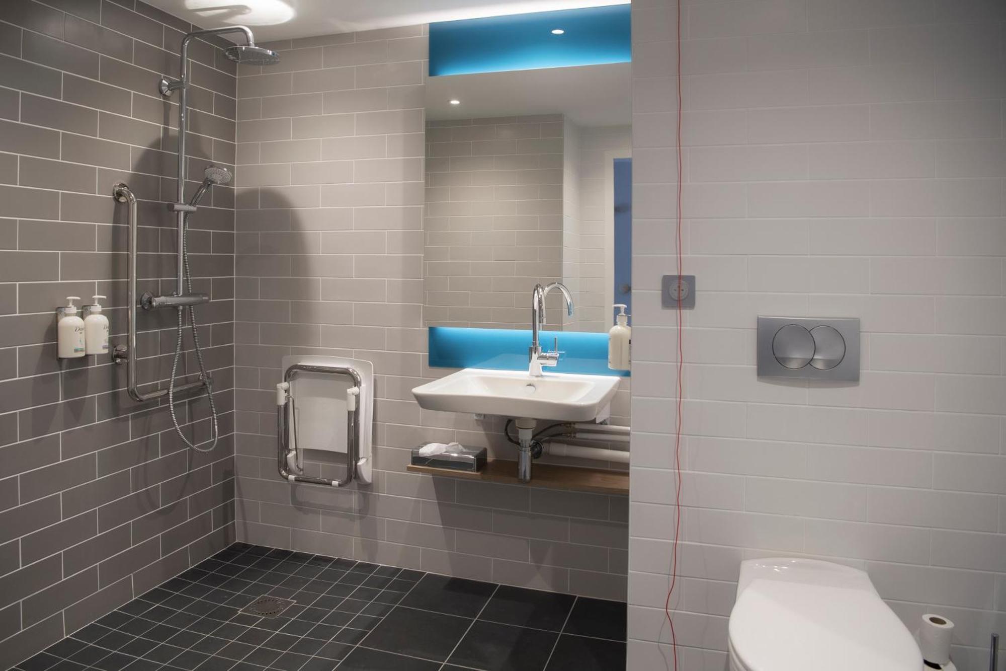 Holiday Inn Express Caen Epron By Ihg 외부 사진